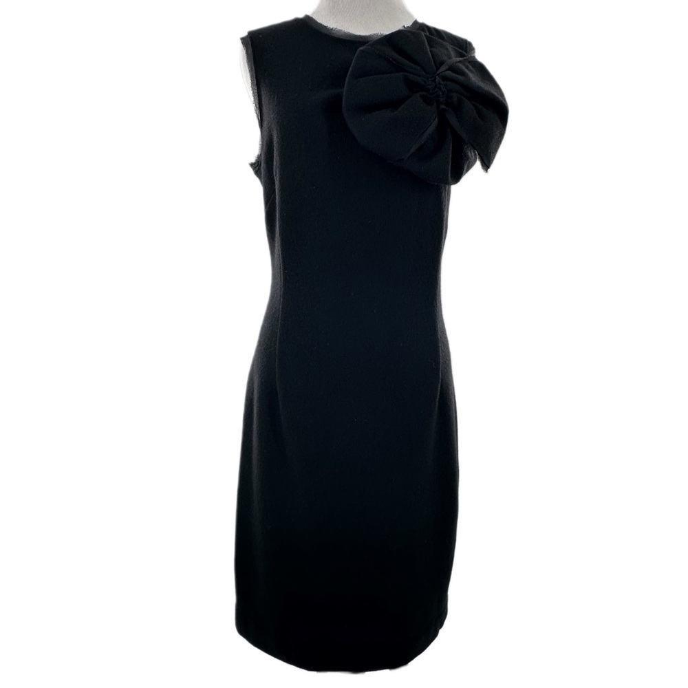Banana republic dress 6 black 100% wool floral LBD pencil career old money